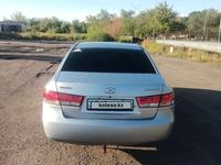 Hyundai Sonata 2005 годаfor3 700 000 тг. в Караганда