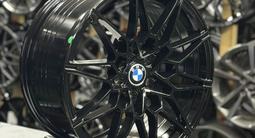 Разно-широкие диски R18 5x112 BMW G-Серий за 262 000 тг. в Астана – фото 2