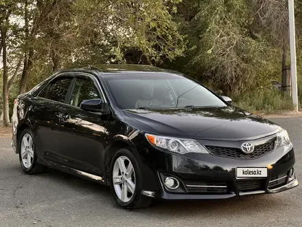 Toyota Camry 2013 года за 6 300 000 тг. в Уральск – фото 3