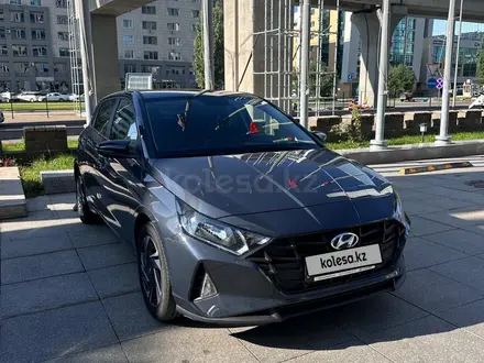 Hyundai i20 2023 года за 8 800 000 тг. в Астана