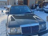 Mercedes-Benz E 280 1993 годаfor4 100 000 тг. в Алматы