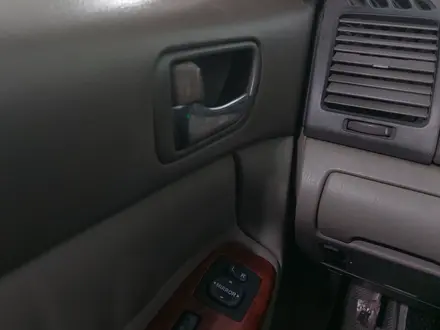 Toyota Camry 2001 года за 3 590 000 тг. в Астана – фото 23