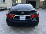 Toyota Camry 2017 года за 5 300 000 тг. в Актау – фото 2