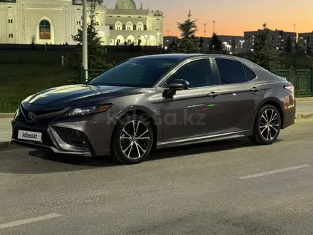 Toyota Camry 2020 года за 14 200 000 тг. в Алматы – фото 5