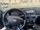 Hyundai Sonata 2006 года за 3 500 000 тг. в Актау – фото 5