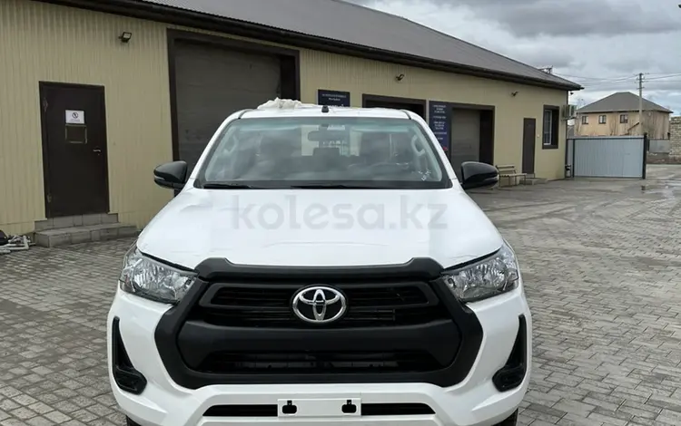 Toyota Hilux 2023 года за 21 000 000 тг. в Атырау