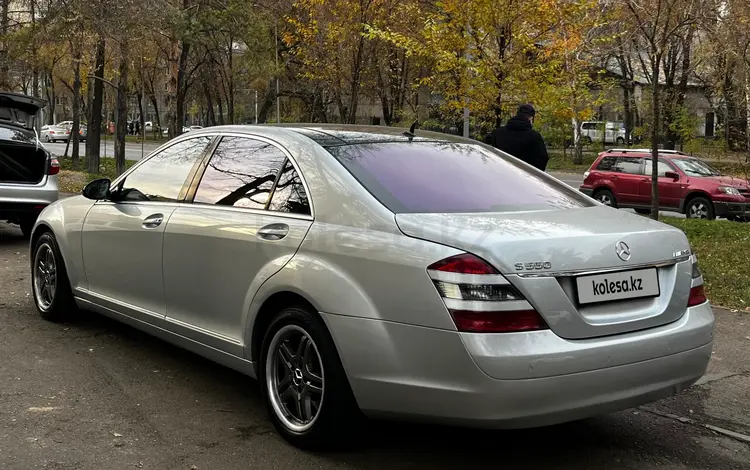 Mercedes-Benz S 500 2006 годаүшін7 500 000 тг. в Алматы