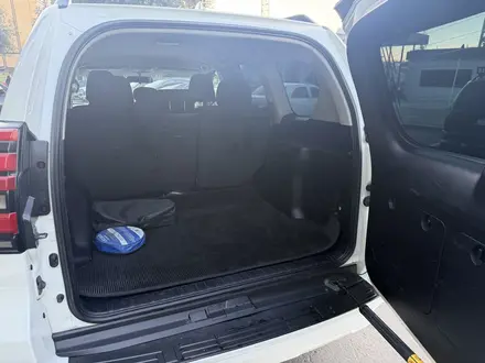 Toyota Land Cruiser Prado 2019 года за 20 500 000 тг. в Уральск – фото 11