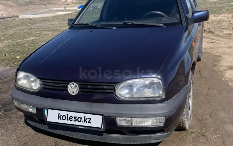 Volkswagen Golf 1997 годаүшін1 200 000 тг. в Сарыозек