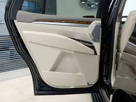 Cadillac Escalade Premium Luxury Platinum 2026 года за 107 180 000 тг. в Алматы – фото 30