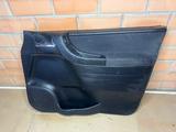 Передняя права дверная обшивка Opel Zafira A за 10 000 тг. в Караганда