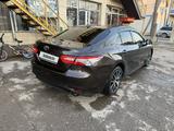 Toyota Camry 2021 годаfor16 900 000 тг. в Шымкент – фото 4