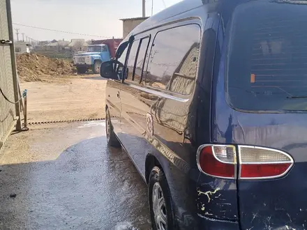 Hyundai Starex 2003 года за 2 000 000 тг. в Шымкент – фото 3