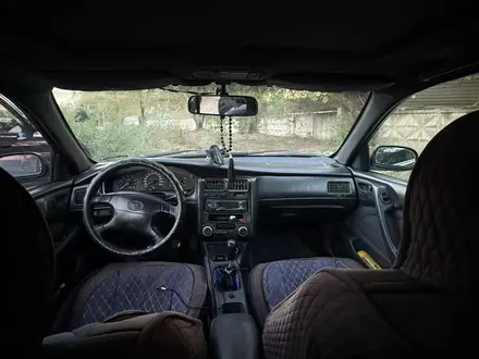 Toyota Carina E 1995 года за 1 750 000 тг. в Алматы – фото 5