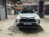 Toyota RAV4 2023 годаүшін15 500 000 тг. в Астана – фото 3