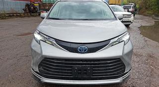 Toyota Sienna 2022 года за 36 444 004 тг. в Караганда