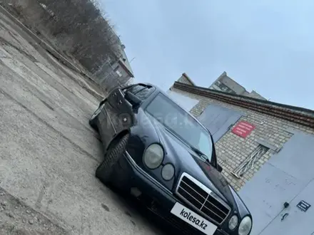 Mercedes-Benz E 320 1996 года за 2 700 000 тг. в Кокшетау – фото 6