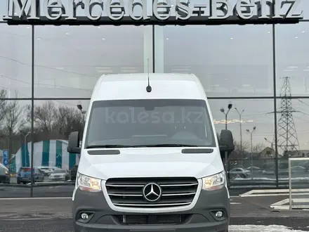 Mercedes-Benz Sprinter 2023 годаүшін31 736 004 тг. в Алматы – фото 3