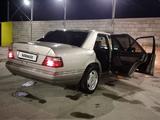 Mercedes-Benz E 280 1994 года за 2 600 000 тг. в Шымкент – фото 5