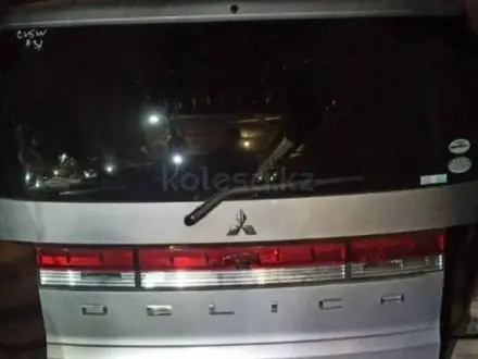Дверь крышка багажника с заднее стекло накладка дворникүшін150 000 тг. в Усть-Каменогорск – фото 2