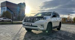 Toyota Land Cruiser Prado 2018 года за 29 000 000 тг. в Актобе