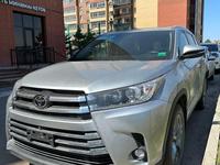 Toyota Highlander 2019 годаүшін16 200 000 тг. в Астана