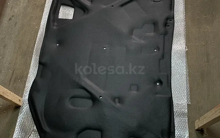 Обшивка капота Camry 30/35 за 12 000 тг. в Алматы