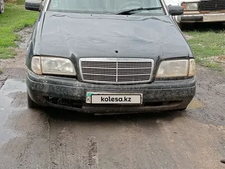 Mercedes-Benz C 180 1994 года за 1 500 000 тг. в Костанай – фото 2