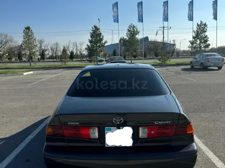 Toyota Camry 2001 года за 4 100 000 тг. в Тараз – фото 4