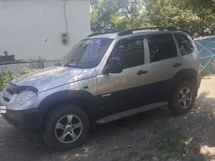 Chevrolet Niva 2011 года за 2 650 000 тг. в Костанай – фото 2