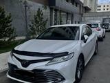 Toyota Camry 2018 годаүшін15 000 000 тг. в Астана – фото 2