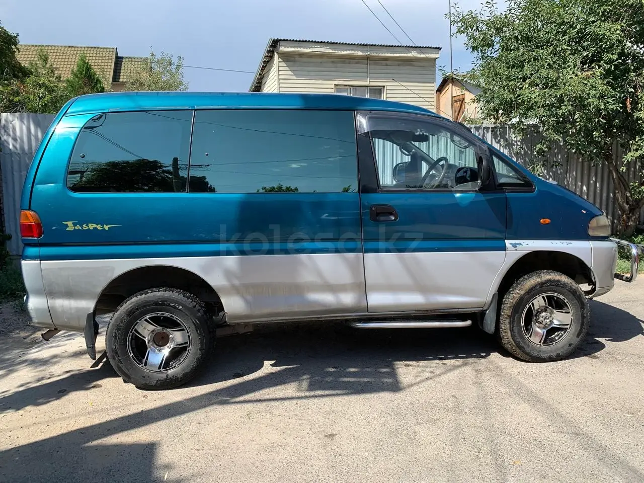 Mitsubishi Delica, 1997