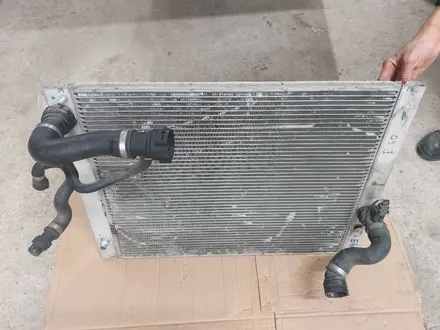 Радиатор основной на БМВ Е66 4,0 объем за 55 000 тг. в Алматы – фото 13