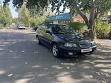 Toyota Avensis 1998 годаүшін2 100 000 тг. в Алматы