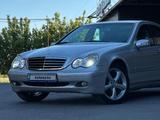 Mercedes-Benz C 240 2005 года за 4 500 000 тг. в Шымкент – фото 2