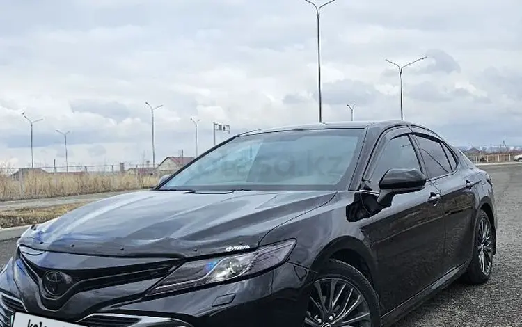 Toyota Camry 2019 года за 15 600 000 тг. в Усть-Каменогорск
