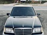 Mercedes-Benz E 220 1994 годаүшін1 800 000 тг. в Шымкент