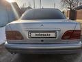 Mercedes-Benz E 230 1998 годаүшін2 100 000 тг. в Алматы – фото 6