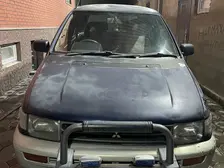 Mitsubishi RVR, 1995