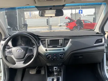 Hyundai Accent 2018 года за 6 500 000 тг. в Алматы – фото 15
