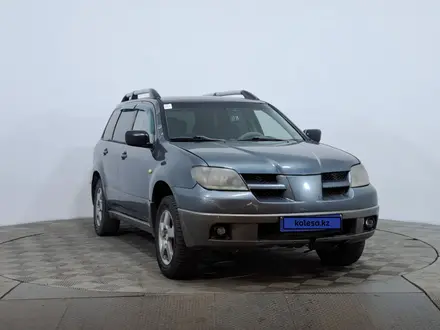 Mitsubishi Outlander 2004 года за 2 550 000 тг. в Астана – фото 3