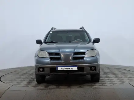 Mitsubishi Outlander 2004 года за 2 550 000 тг. в Астана – фото 2