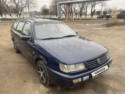 Volkswagen Passat 1993 года за 1 600 000 тг. в Уральск – фото 5
