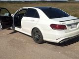Mercedes-Benz E 400 2015 года за 10 000 000 тг. в Петропавловск – фото 2