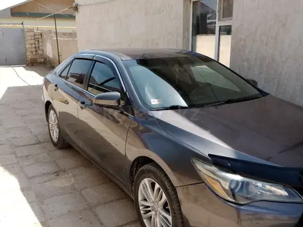 Toyota Camry 2016 года за 6 500 000 тг. в Жанаозен – фото 2