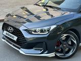 Hyundai Veloster 2019 года за 7 900 000 тг. в Шымкент – фото 2