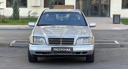 Mercedes-Benz C 220 1995 года за 2 950 000 тг. в Алматы
