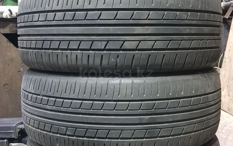 Резина 215/50 r17 Yokohama из Японииүшін97 000 тг. в Алматы