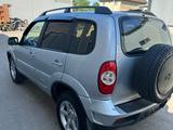 Chevrolet Niva 2015 года за 2 800 000 тг. в Алматы – фото 2