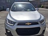 Chevrolet Captiva 2018 года за 7 500 000 тг. в Караганда – фото 2